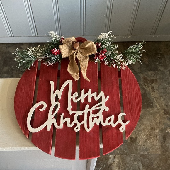 NWT- Red with White Merry Christmas Round Wooden Ornament Sign w/ Bell & Bow - Picture 3 of 17